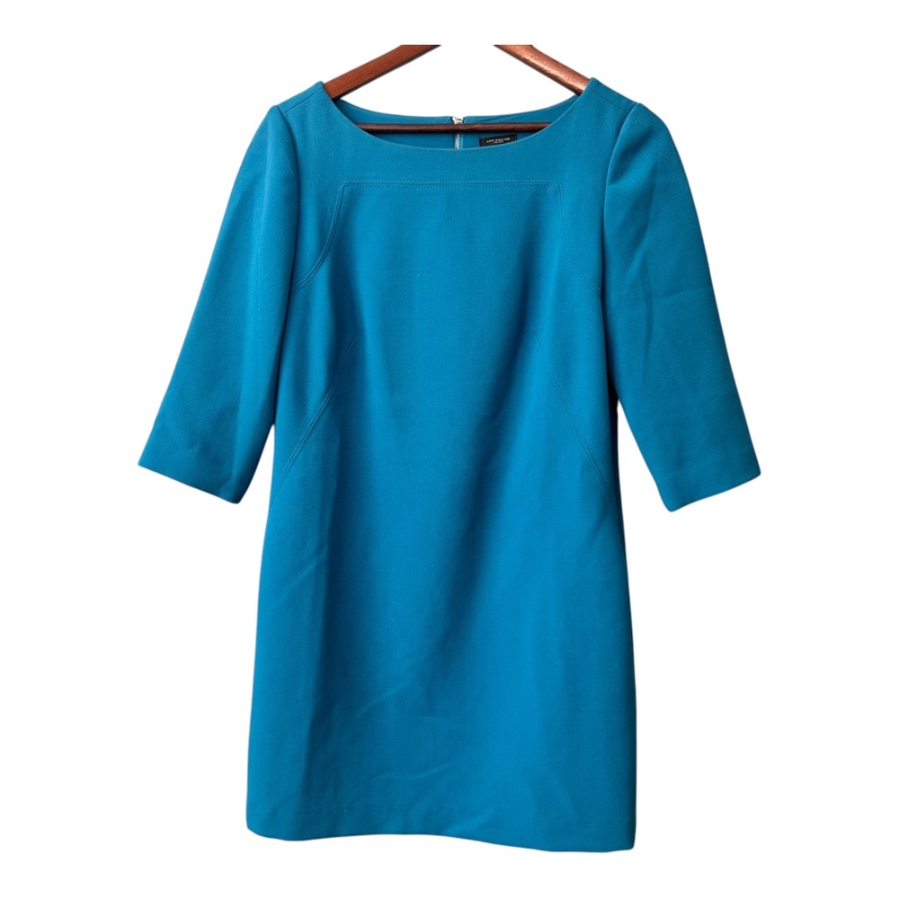 Ann Taylor Seamed 3/4 Sleeve Sheath Dress in Double Knit Ponte. FLAW. Size 6